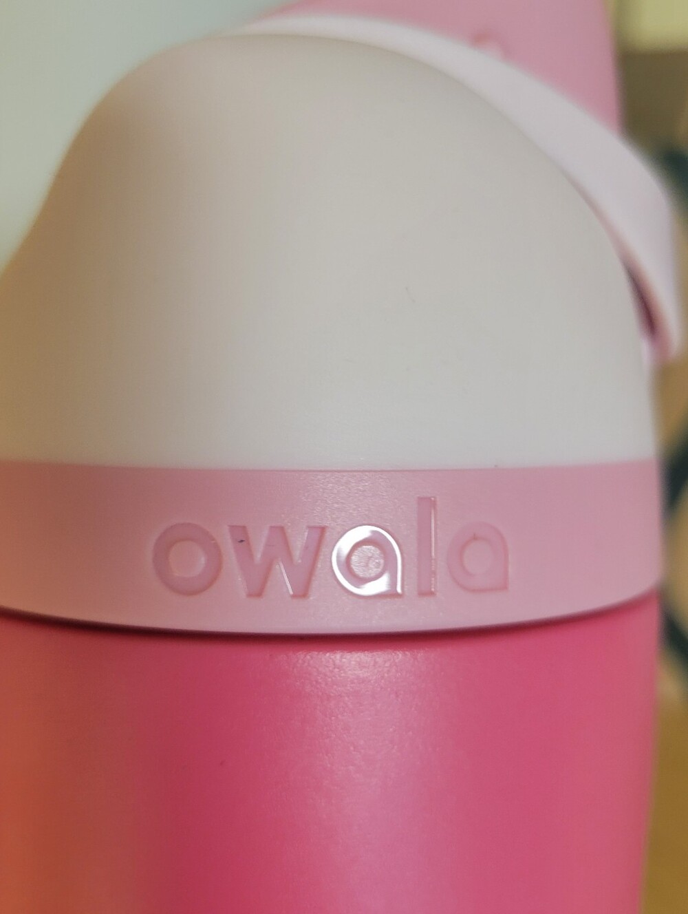 Starbucks Pink Owala Strawberry 24oz Stainless Steel Water Bottle/Tumbler - Picture 5 of 9